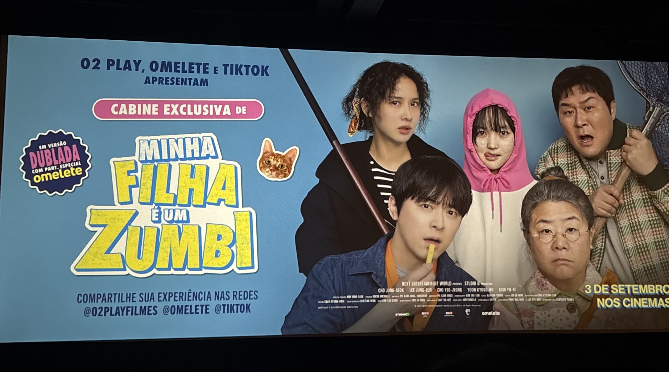 Minha Filha é um Zumbi: uma comédia que surpreende e diverte Minha Filha é um Zumbi: uma comédia que surpreende e diverte — imagem de capa da crítica sobre Cinema, Comédia, Família